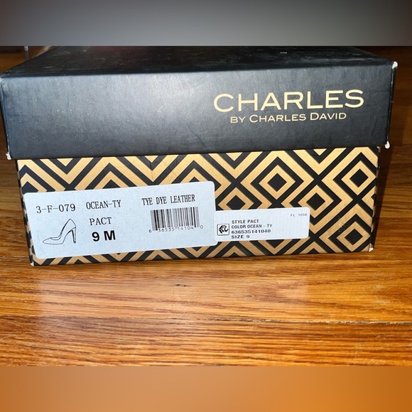 NIB Charles by Charles David stilettos size 9 tye die leather blue artsy fall - Picture 10 of 11